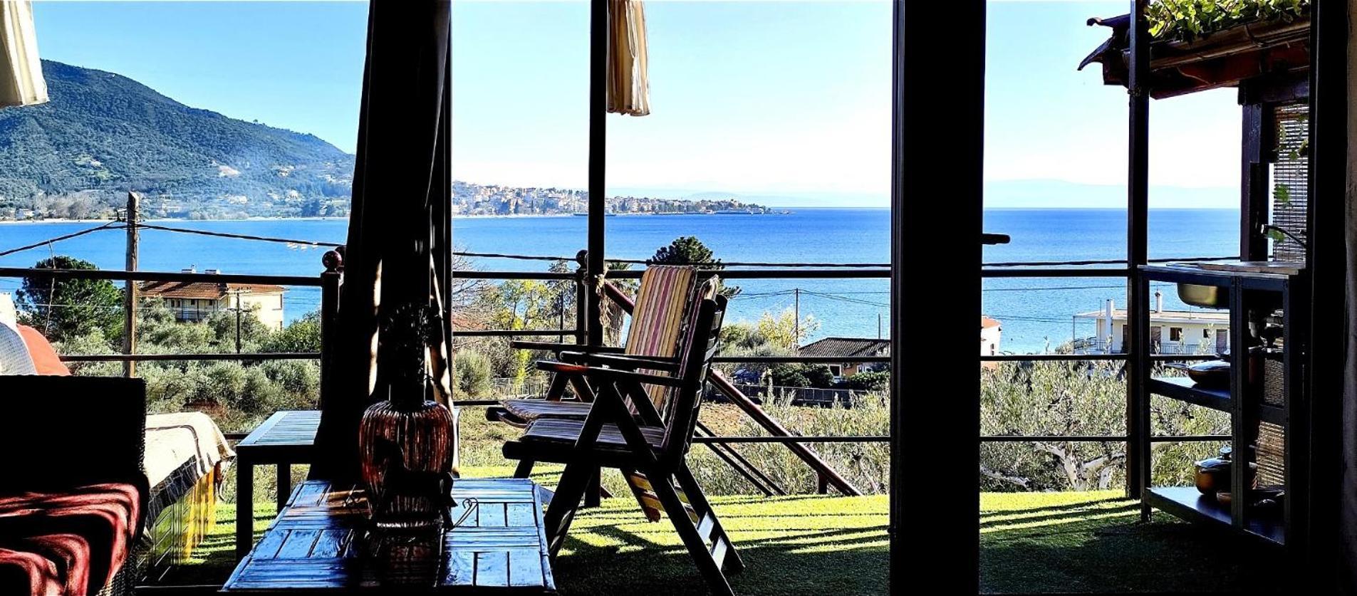 דירות לאוטרה אדיפסאו Cozy House With Amazing View! מראה חיצוני תמונה