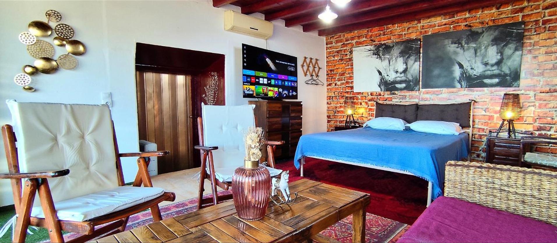 דירות לאוטרה אדיפסאו Cozy House With Amazing View! מראה חיצוני תמונה