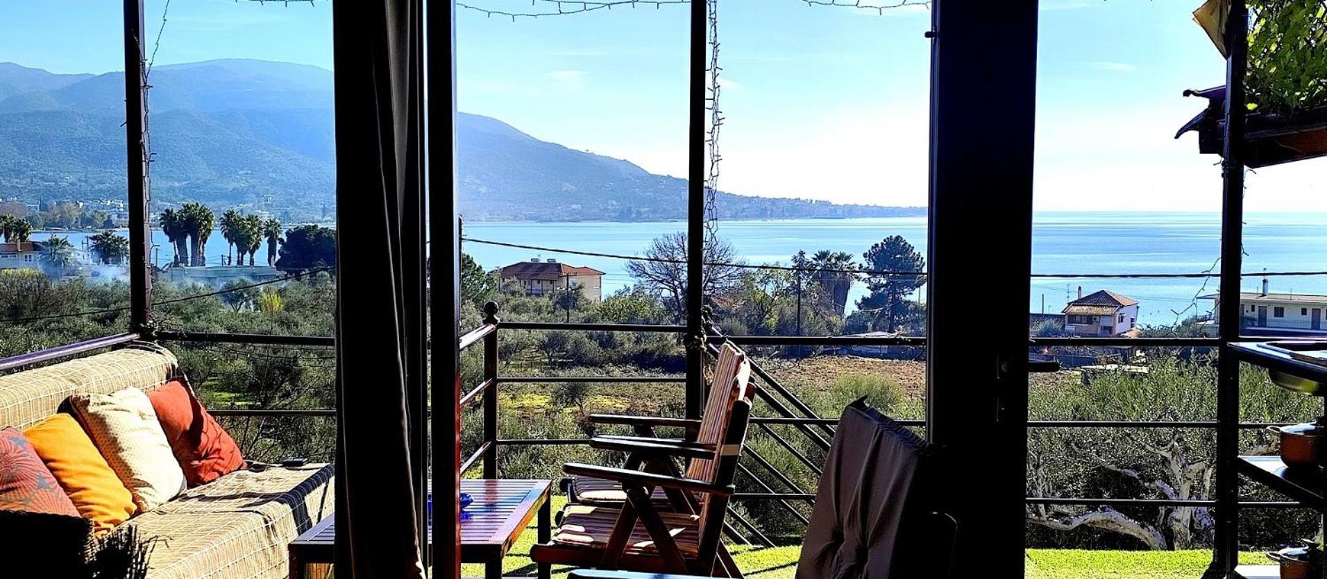 דירות לאוטרה אדיפסאו Cozy House With Amazing View! מראה חיצוני תמונה