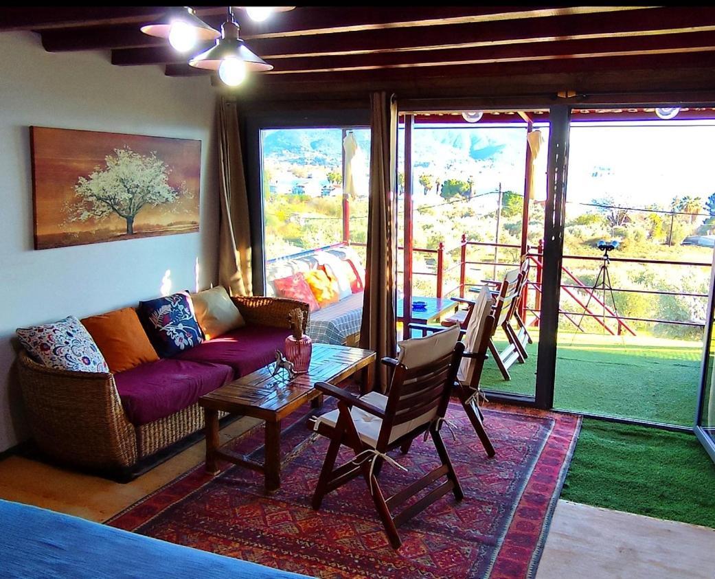 דירות לאוטרה אדיפסאו Cozy House With Amazing View! מראה חיצוני תמונה